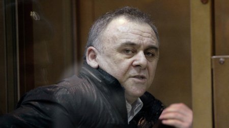 Осужденный за убийство журналистки Анны Политковской умер в колонии