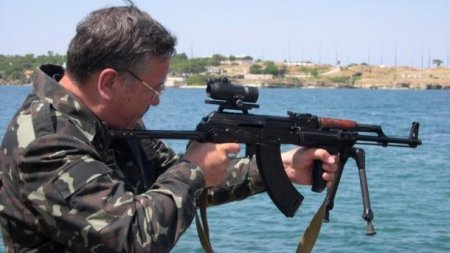 Экс-министр обороны Украины призвал проводить теракты в РФ