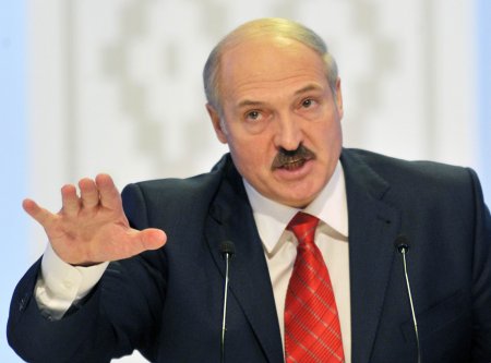 Президент: Беларусь никогда не откажется от русского языка