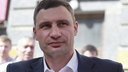 Киевский суд обязал полицию завести дело против Кличко