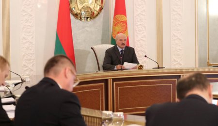 Лукашенко поручил окончить уборку зерновых культур до 20 августа