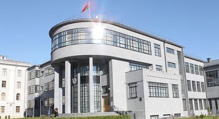 Президиум Нацсобрания Беларуси подготовил повестку дня осенней сессии парламента