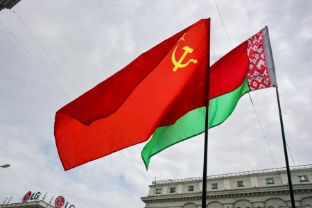 КПБ признала выборы в Венесуэле легитимными и призвала США не вмешиваться туда