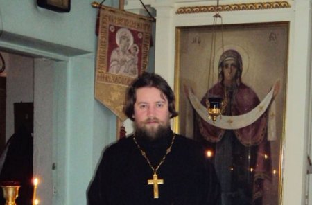 Священника, задержанного в Витебске за сутенерство, временно запретят в служении
