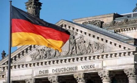 Правительство Германии: позиция Берлина по присоединению Крыма к РФ остается неизменной