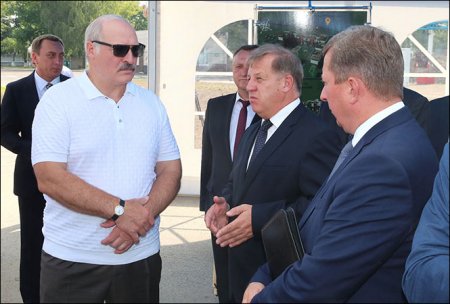 Лукашенко: Тунеядцев надо заставить работать