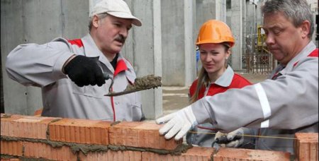Беларусь отметила День Строителя