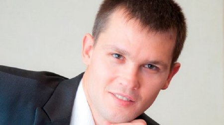 Адвокат Януковича отказался участвовать в судебном процессе