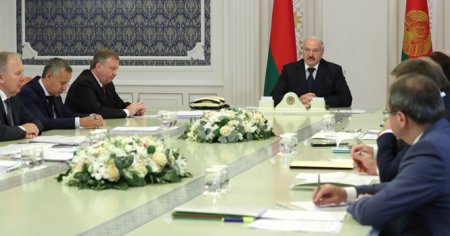 Лукашенко: Никакого героизма на уборке урожая в Беларуси нет