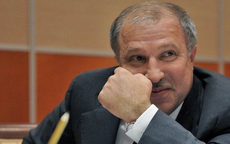 Экс-главу Роснефти обвиняют в связях с криминальным авторитетом