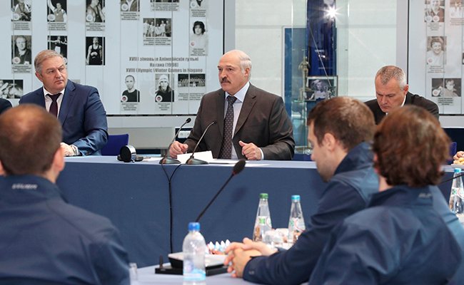 Лукашенко не хотел, чтоб хоккеистов «Динамо-Минск» тренировал иностранец