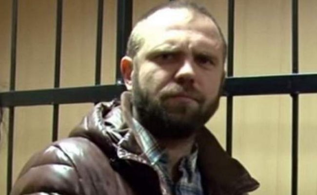 Убивавший одесситов 2 мая сторонник Порошенко отделался условным сроком