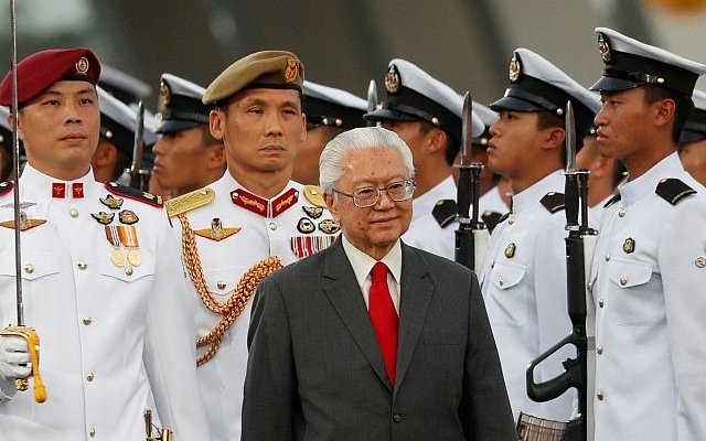 Президент Сингапура ушел в отставку