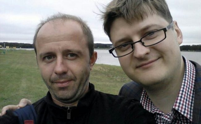 Ведущий белорусский политолог дружит с писателем-русофобом?