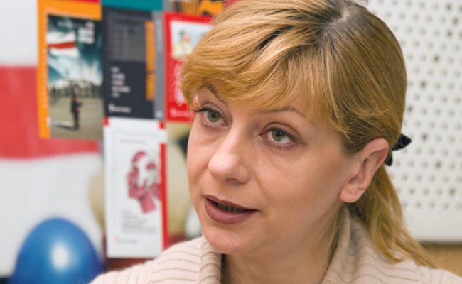 Коммунисты «потроллили» оппозиционную журналистку Халип за критику введения школьной формы