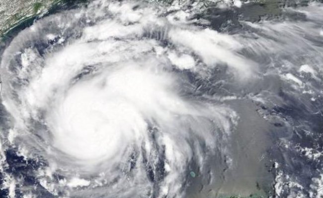 Ураган Харви в США: уже 70 жертв