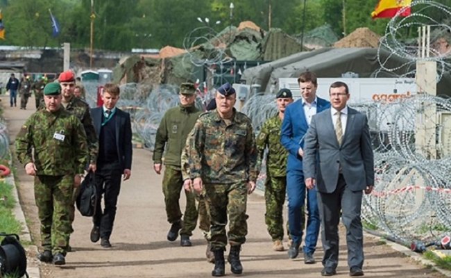 В Латвии стартовали учения генералов НАТО