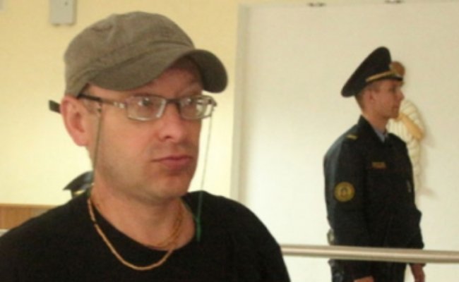 Активист ОГП Пешко был наказан штрафом за отсутствие договора с милицией