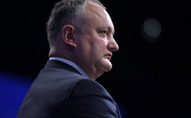 Додон пообещал блокировать внесение пункта о евроинтеграции в конституцию Молдовы