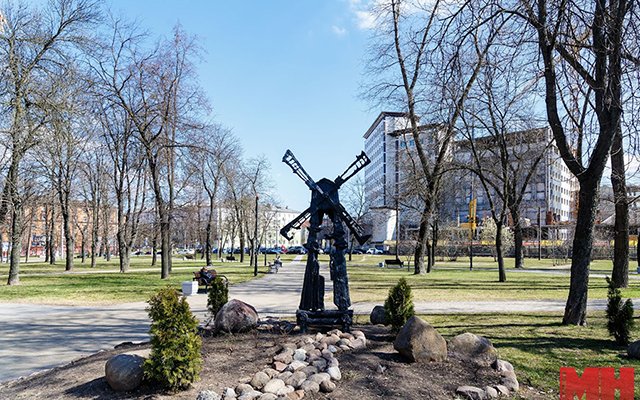 В Минске устанавливают памятник Симону Боливару