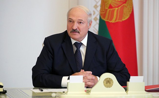 Лукашенко: Всех тунеядцев надо заставить работать