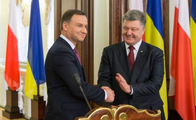 Президенты Украины и Польши обсудили «угрозы» ввиду учений «Запад-2017»