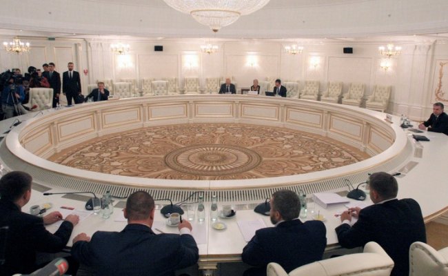 В столице началось очередное заседание контактной группы по Донбассу