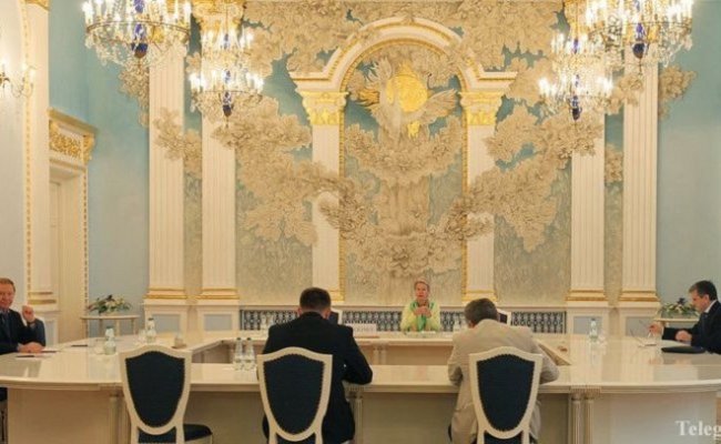 На переговорах в Минске Украина поднимала вопрос о возвращении к прежней линии разграничения - пресс-секретарь Кучмы