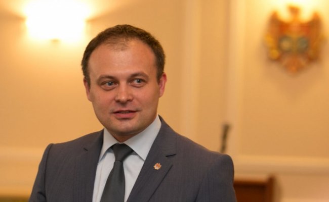Спикер молдавского парламента извинился перед румынами за патриотизм собственного президента