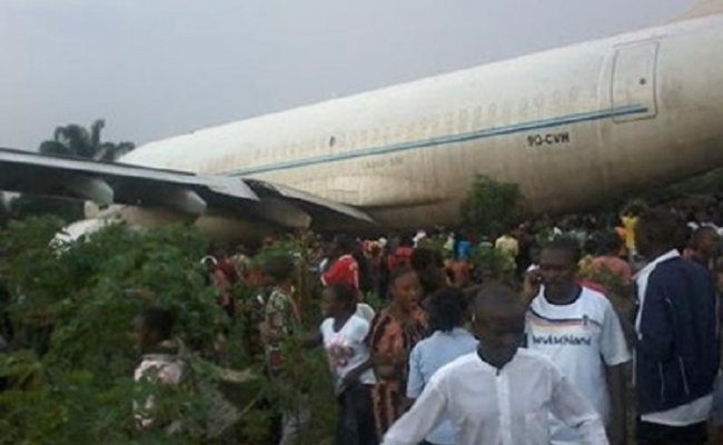 В Конго разбился военный самолет: пострадало около 10 человек