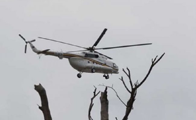 В Кении вертолет с журналистами упал в озеро: пять погибших