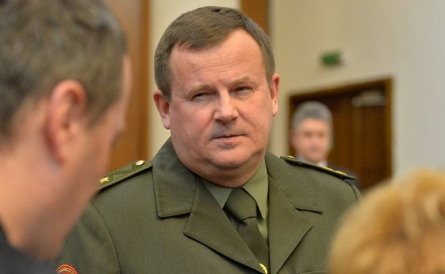 Администрация Президента перенаправила требования об отставке Равкова в Совет безопасности
