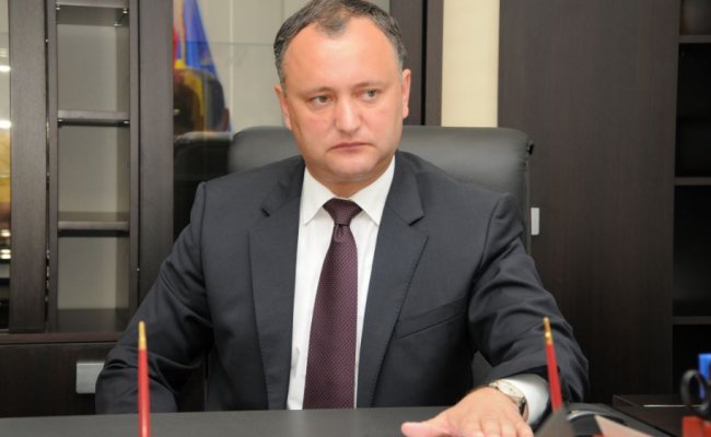 Молдавский президент решил налаживать диалог с Румынией
