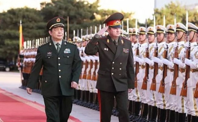 Равков обсудил с министром обороны КНР Ваньцюанем перспективы военного сотрудничества
