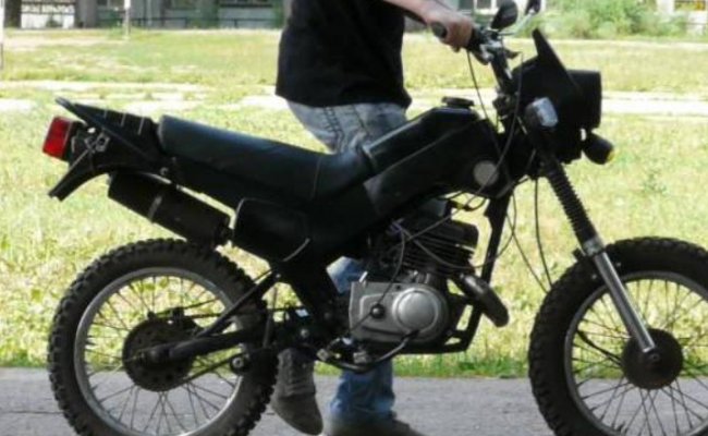 Россияне под предлогом покупки украли у гомельчанина два мотоцикла и пытались его убить