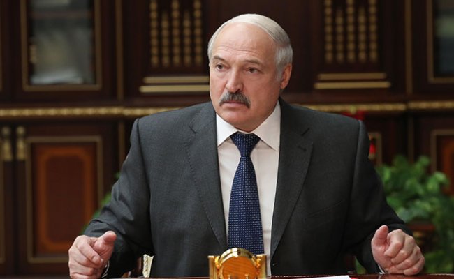 Лукашенко призвал УВД поддерживать общественный порядок в Минске на должном уровне