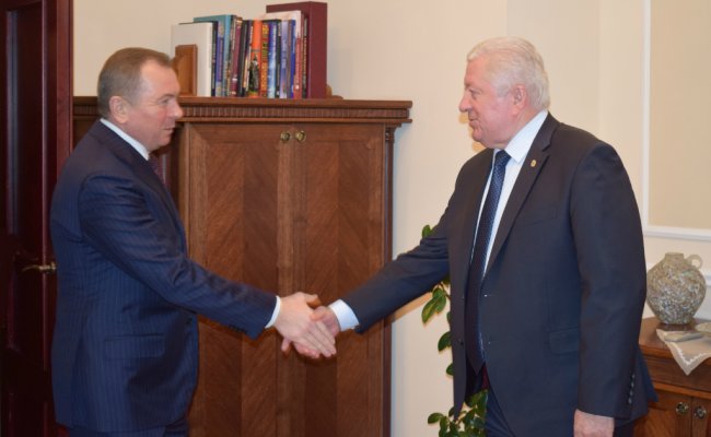 Макей обсудил с послом Молдовы вопросы сотрудничества в экономике