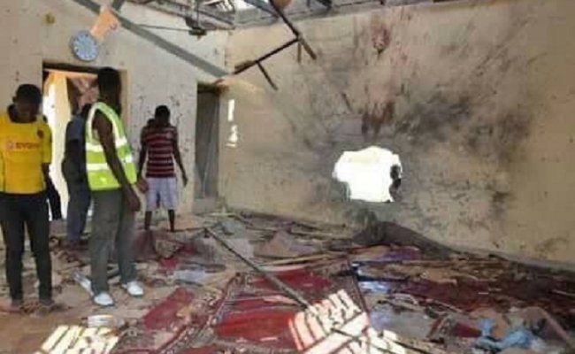 В Нигерии произошел взрыв в мечети, погибло около 50 человек