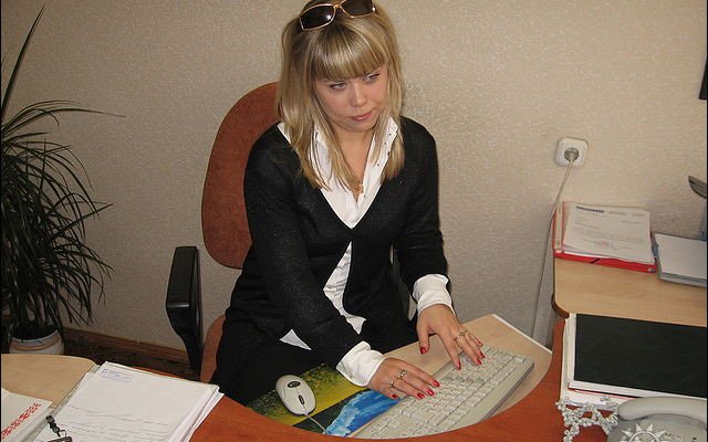 Экс-чиновница Минюста, отсидевшая за взятку, устроилась юристом в агентство недвижимости