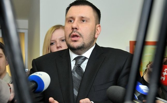 На зкс-министра доходов Украины Клименко открыли новое дело о госизмене