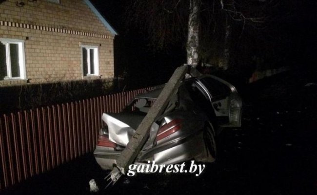 В Брестской области пьяный водитель получил права и попал в ДТП