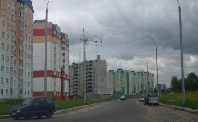 Жители Могилевского микрорайона требуют у властей построить обещанную школу-детсад