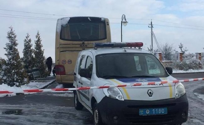 Подо Львовом взорвали автобус с польскими номерами