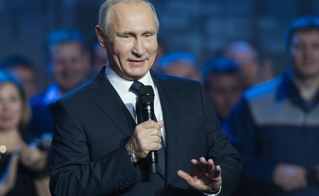 Путин во время визита в Сирию приказал начать вывод войск из страны