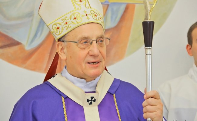 Архиепископ Кондрусевич надеется, что папа Римский приедет в Беларусь