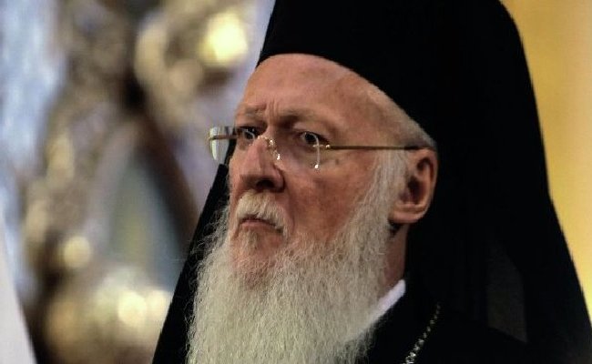 Вселенский патриарх Варфоломей заявил, что украинской власти не стоит вмешиваться в дела церкви