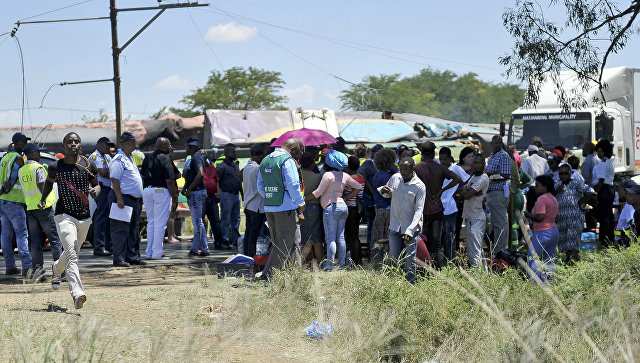 В ЮАР столкнулись два пассажирских поезда, свыше 200 пострадавших