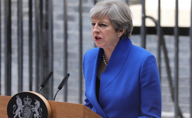 Премьер Великобритании оставила на своих постах всех ключевых министров