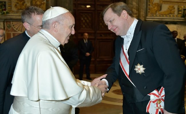 Посол Беларуси принял участие в новогодней аудиенции Папы Римского