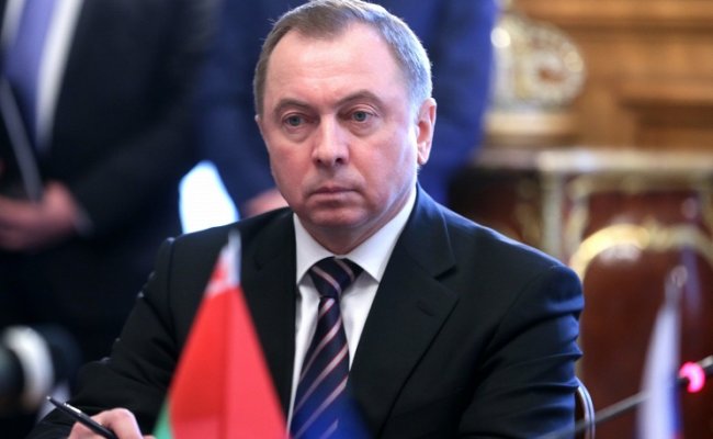 Макей: Беларусь ведет переговоры с рядом стран о введении безвиза